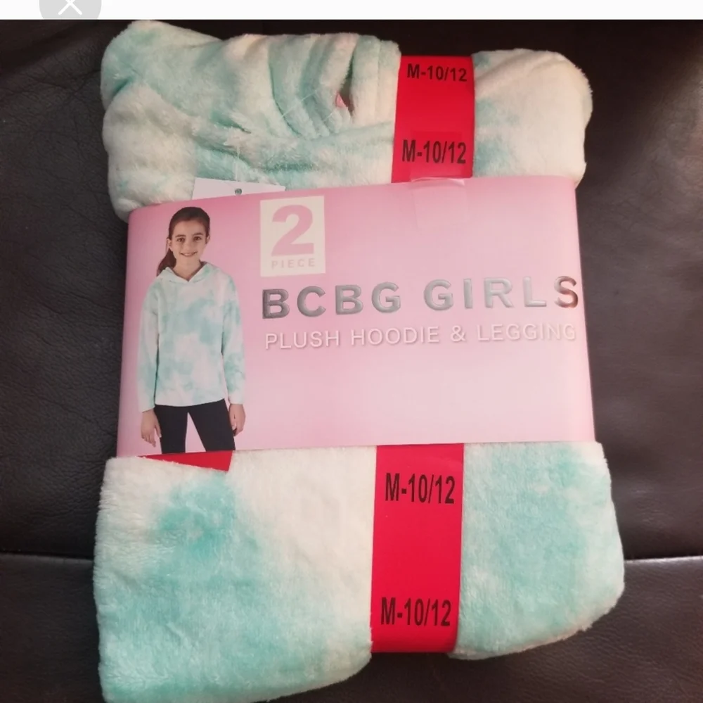 BCBG questions leave